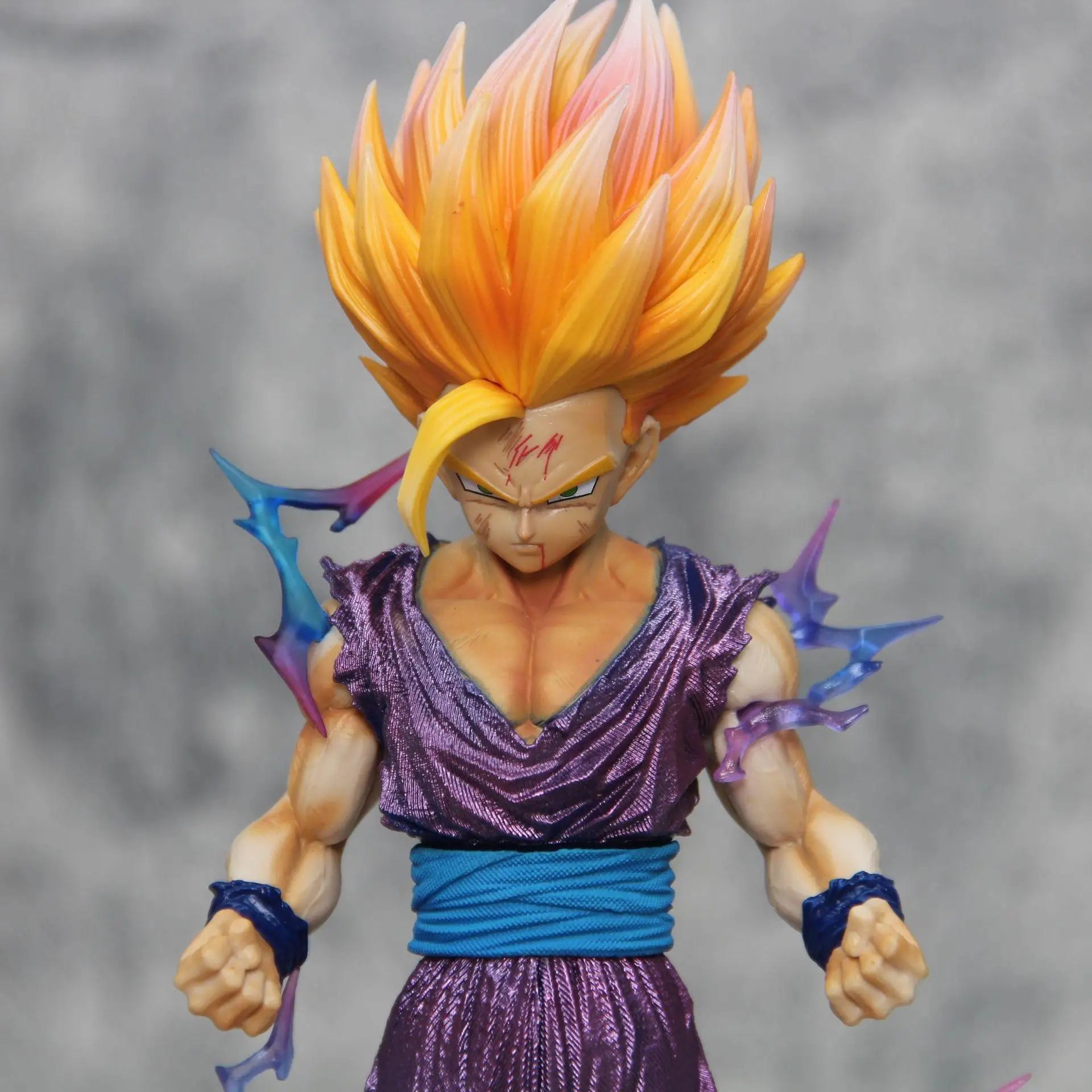 Figura Gohan Dragon Ball Z Super Saiyajin