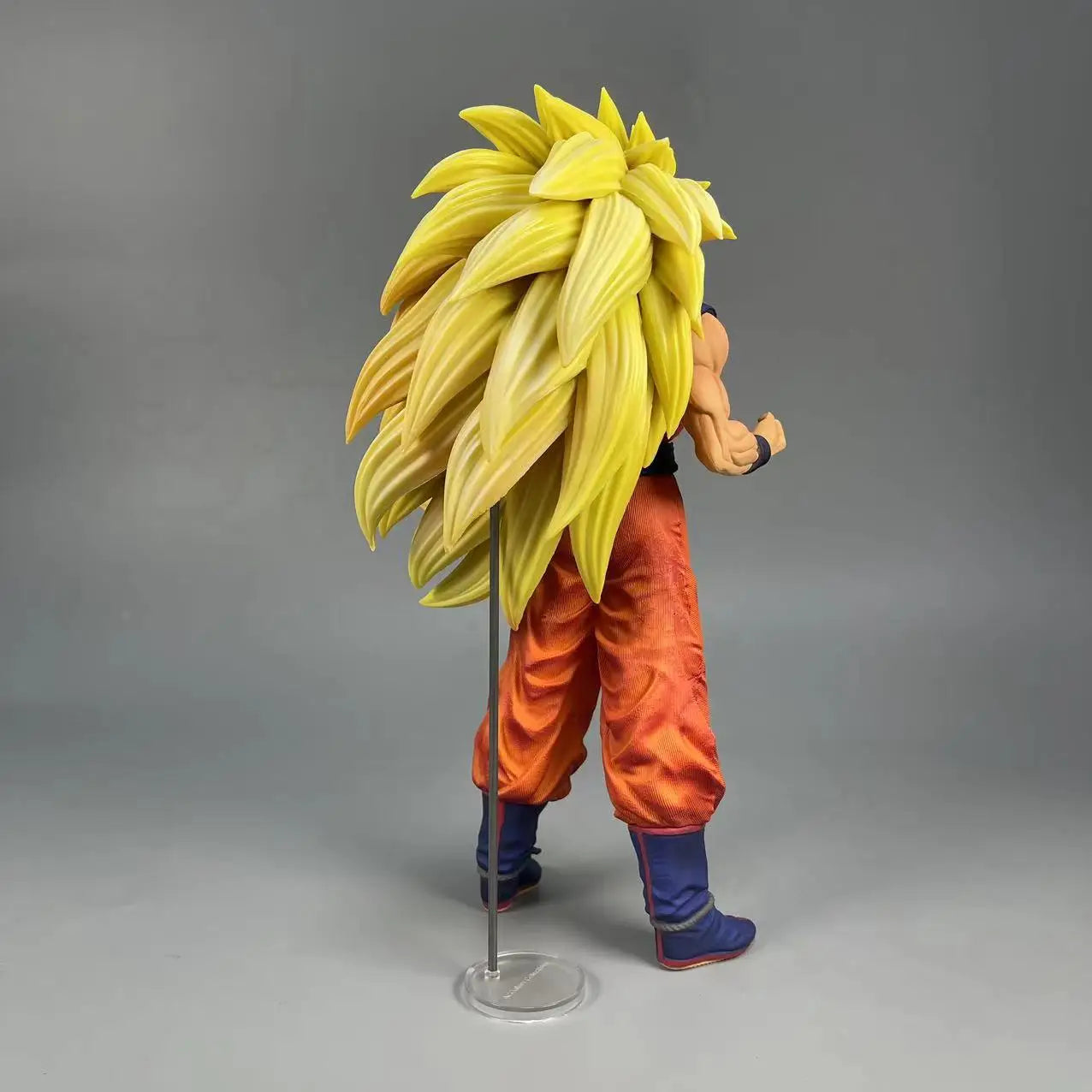 Figura Goku Super Saiyajin 3 de Dragon Ball Z